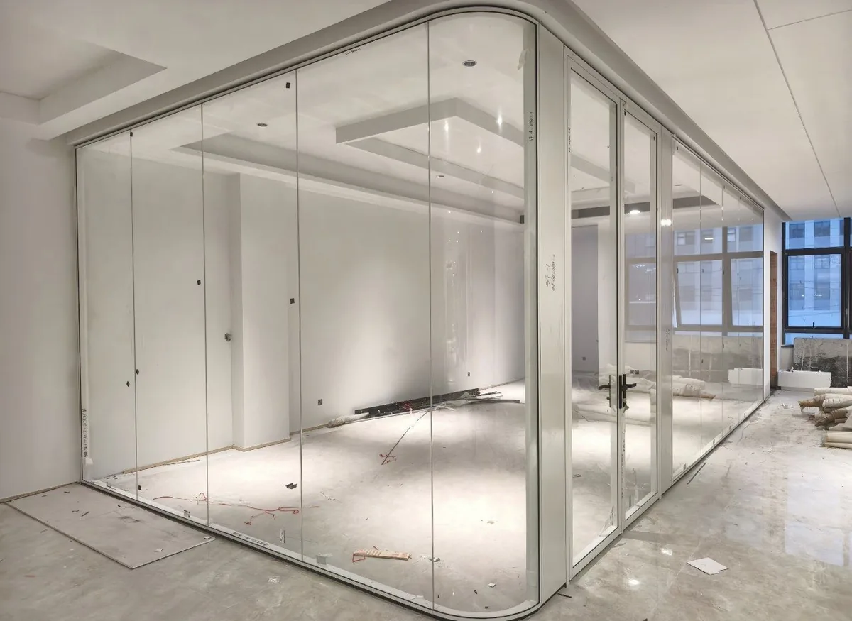 Low-iron glass